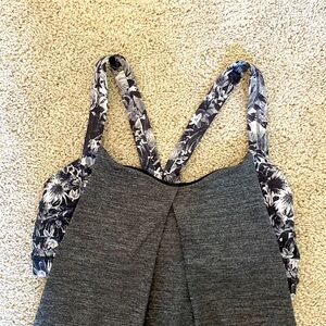 Lululemon tank with built in bra